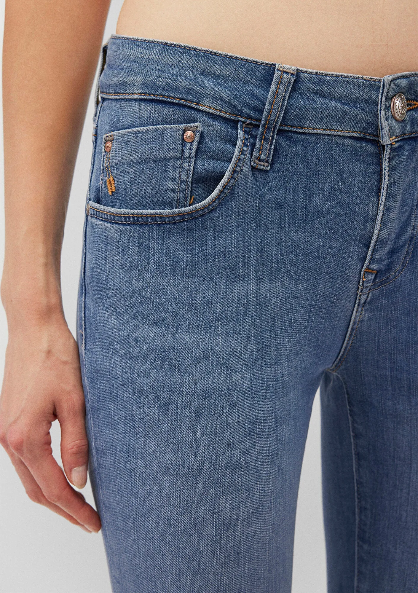Ada Shaded Vintage Stretch Jean Pants
