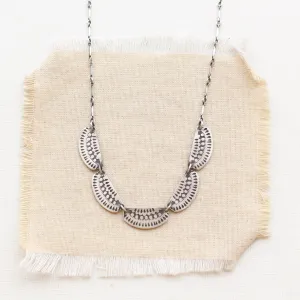 Asmi 5 Collar Silver Necklace