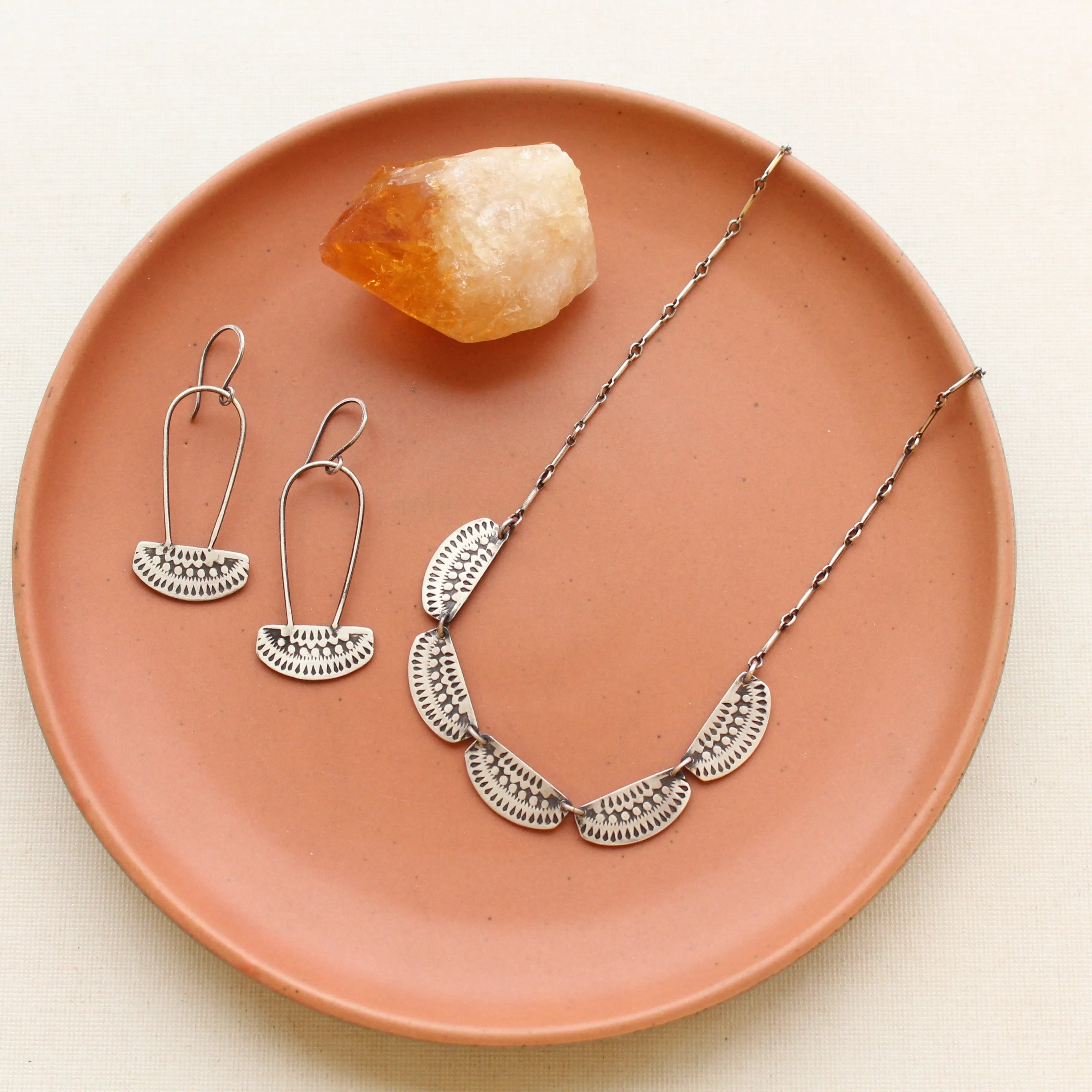 Asmi 5 Collar Silver Necklace
