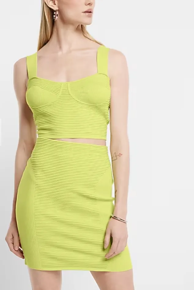 Body Contour High Waisted Ribbed Mini Sweater Skirt