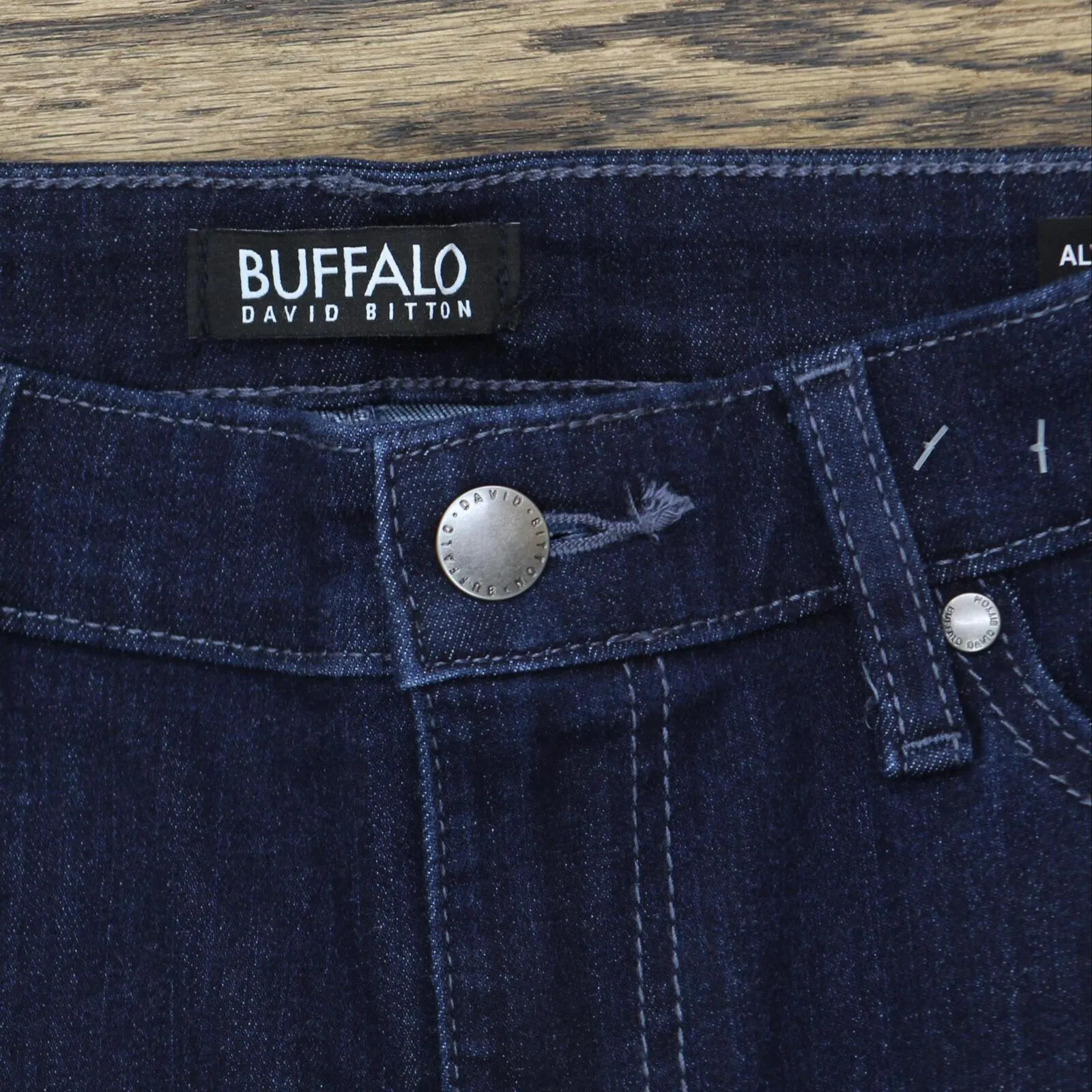 Buffalo Womens High-Rise Straight Leg Jean 1716698