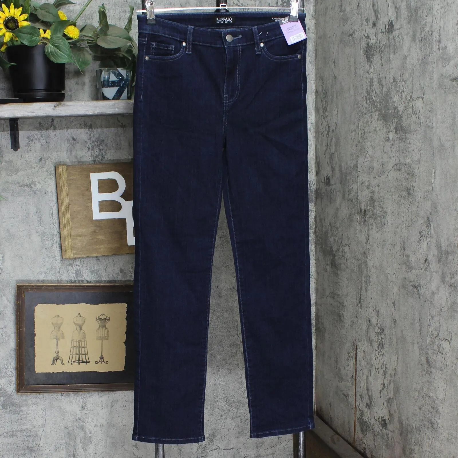Buffalo Womens High-Rise Straight Leg Jean 1716698