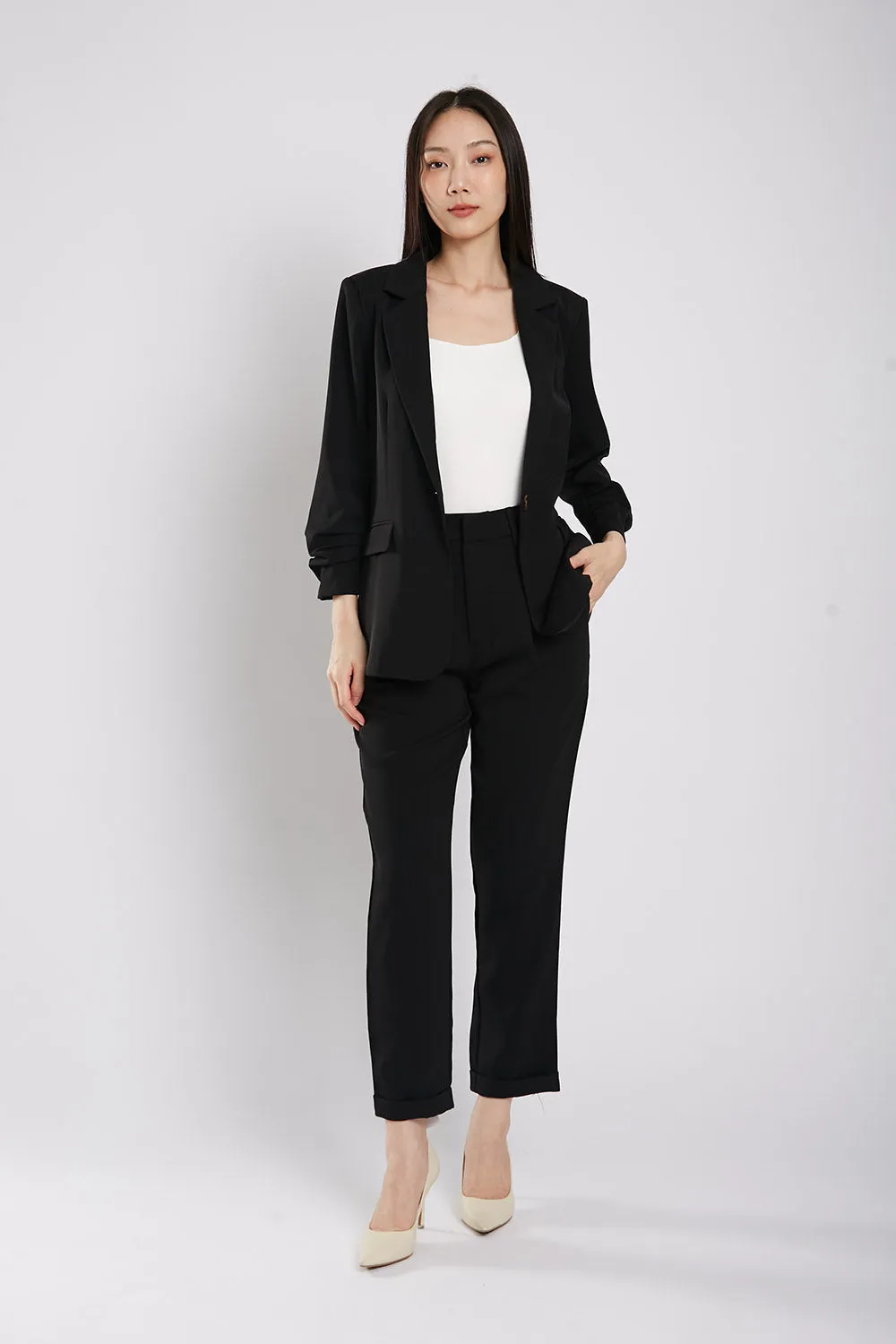 Carinne Tailored Pants in Black