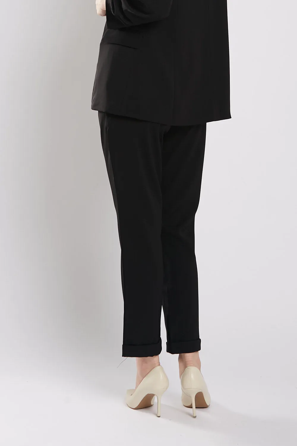 Carinne Tailored Pants in Black