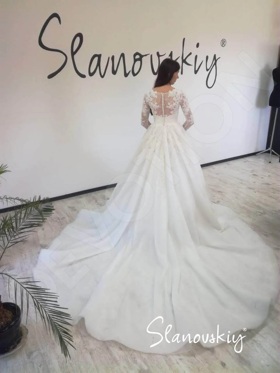 Cecilly Princess/Ball Gown Jewel Ivory Milk Wedding dress