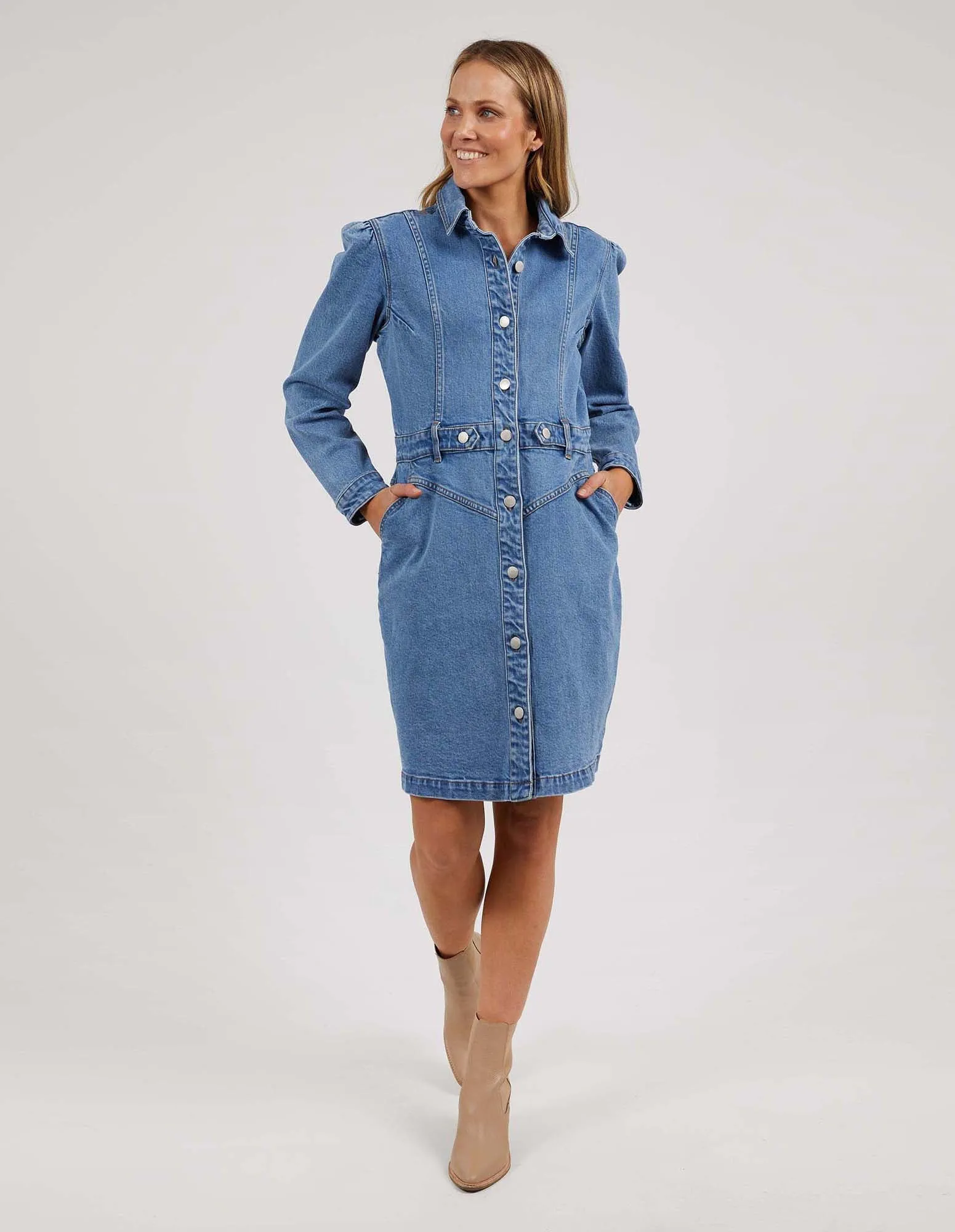 CHARLOTTE DENIM DRESS || LIGHT BLUE