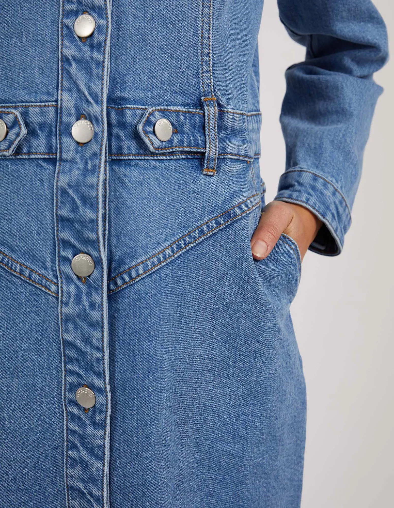 CHARLOTTE DENIM DRESS || LIGHT BLUE