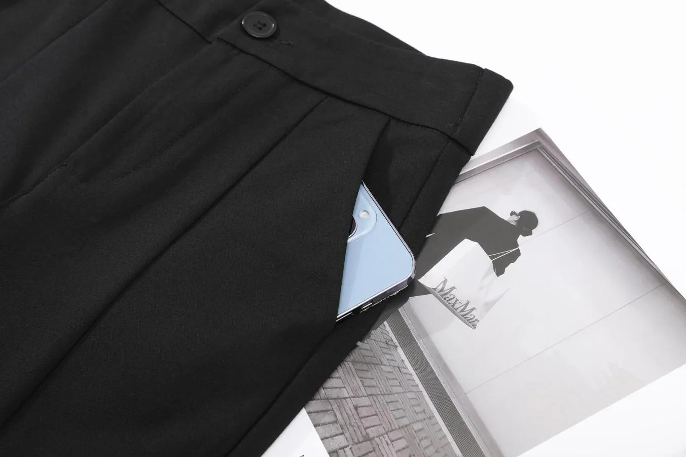 Chic Ankle Cut Trousers for a Sophisticated Look