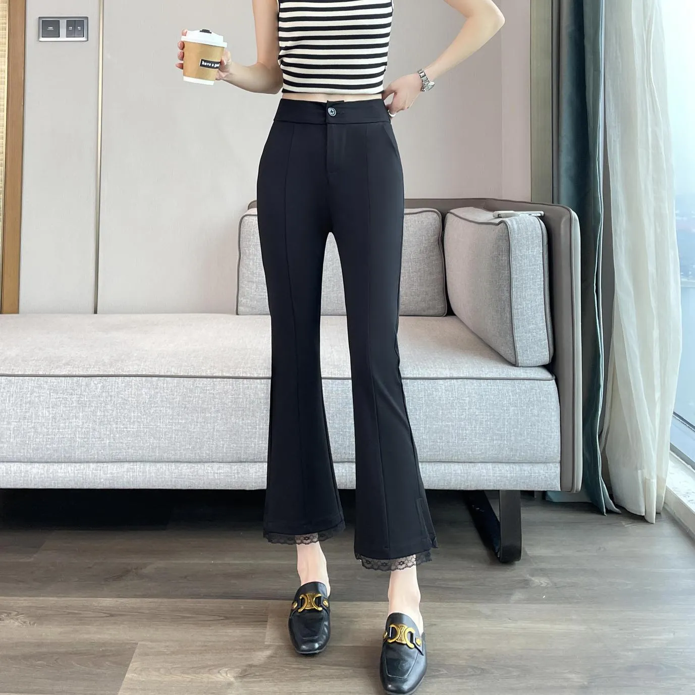 Chic Ankle Cut Trousers for a Sophisticated Look