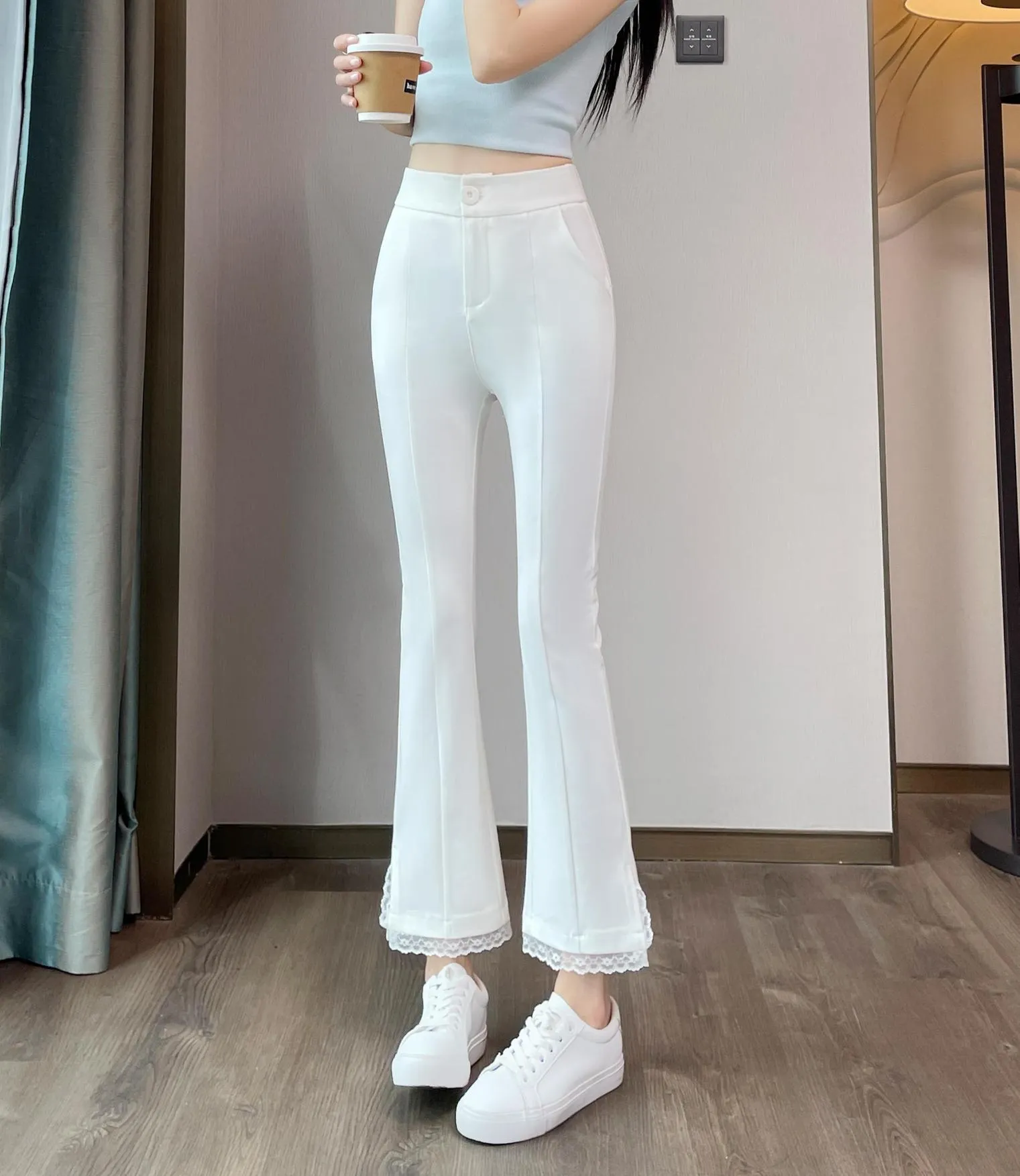 Chic Ankle Cut Trousers for a Sophisticated Look
