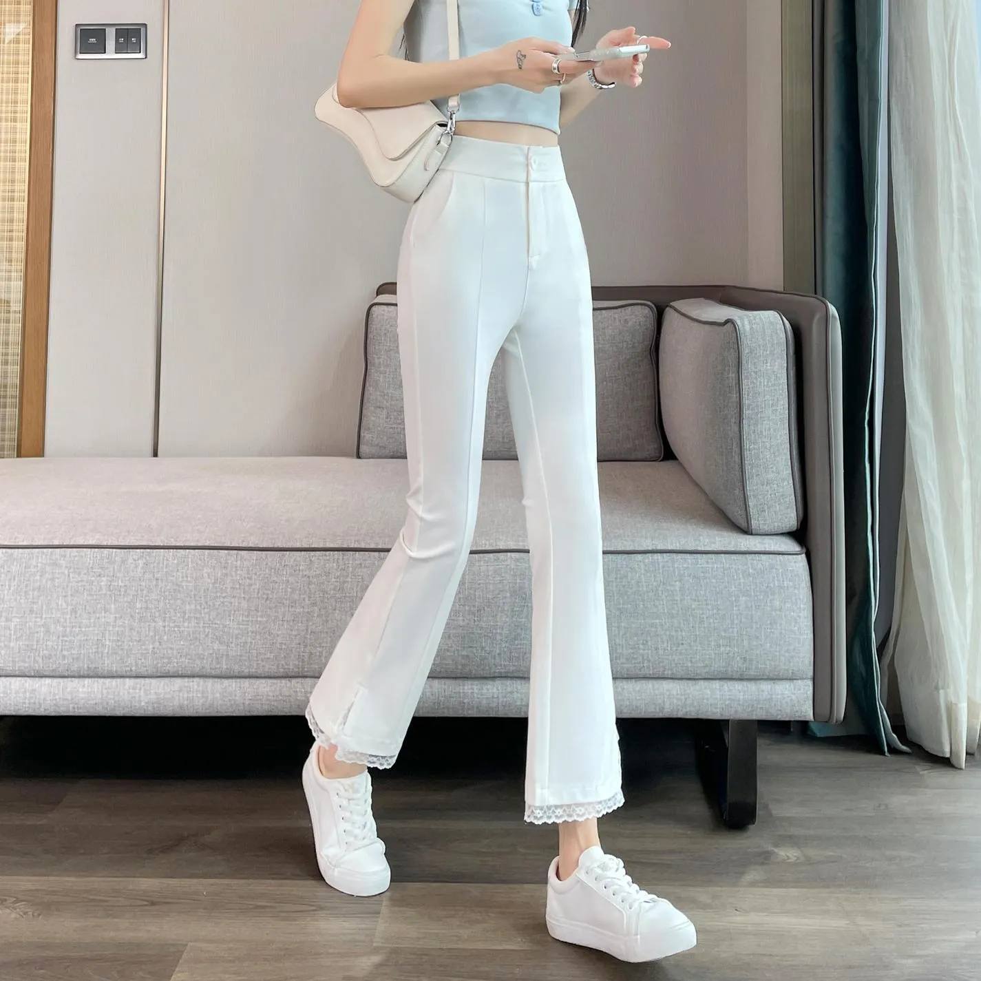 Chic Ankle Cut Trousers for a Sophisticated Look