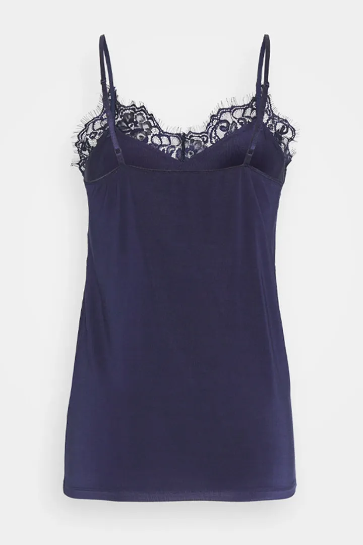 Clara Singlet