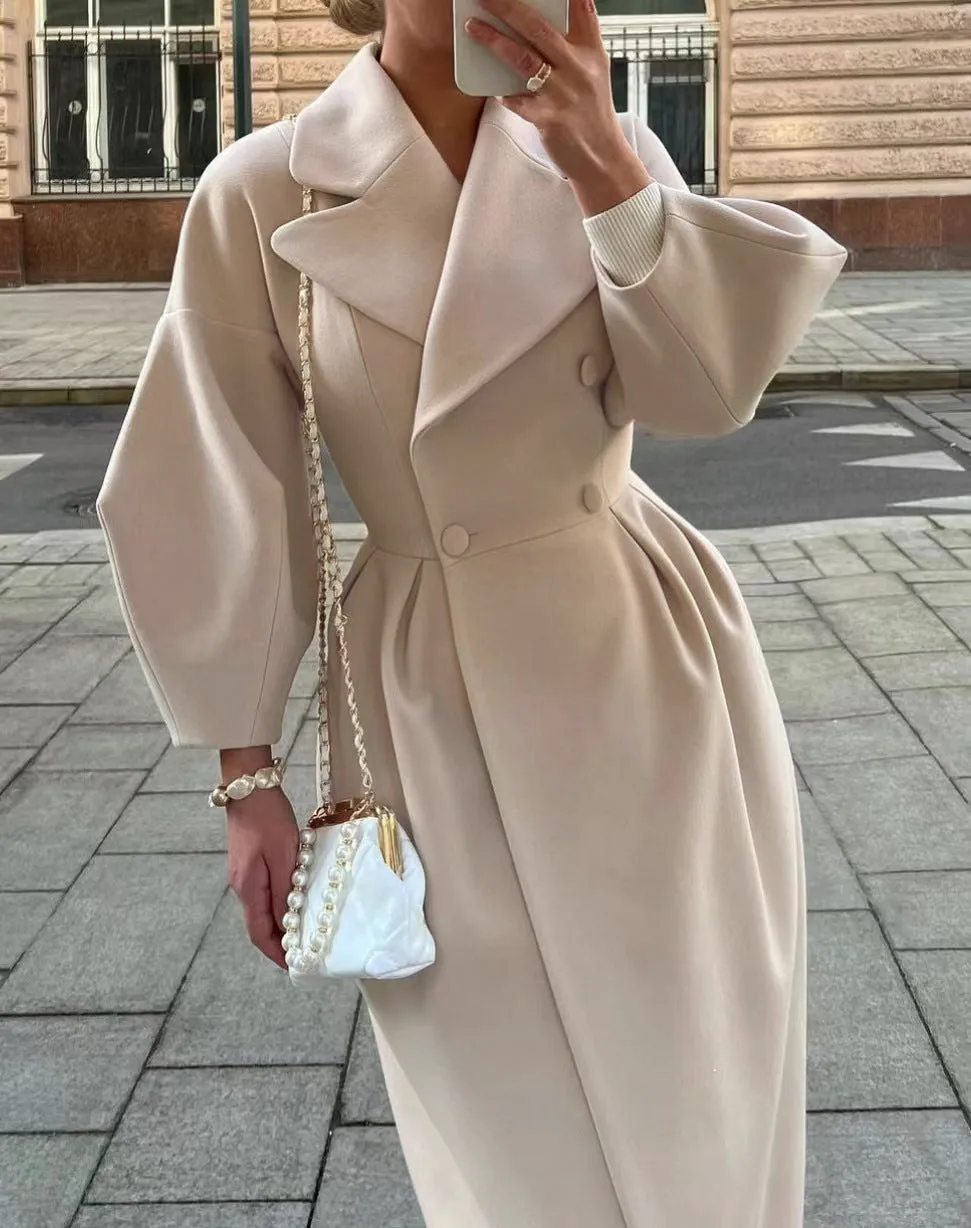 CLARRISE – A CHIC AND VERSATILE WINTER ESSENTIAL