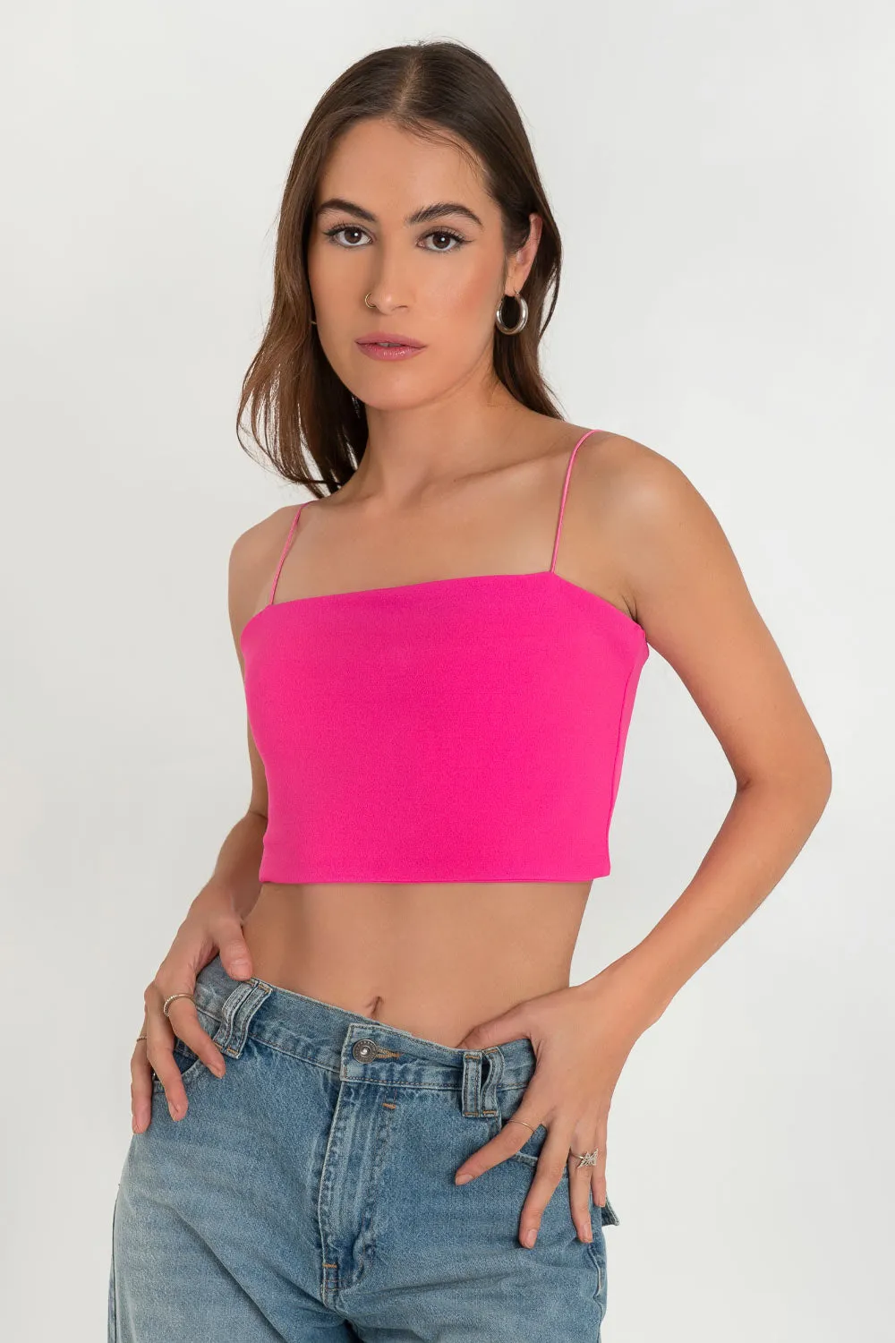 Crop top bandeau con tirantes