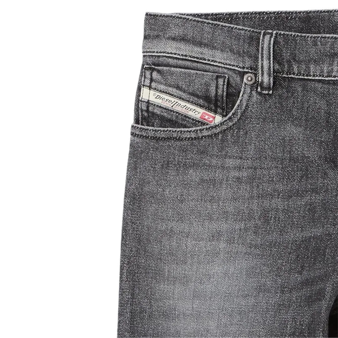 Diesel Mens D-Sark 09F84 Denim Jeans Grey