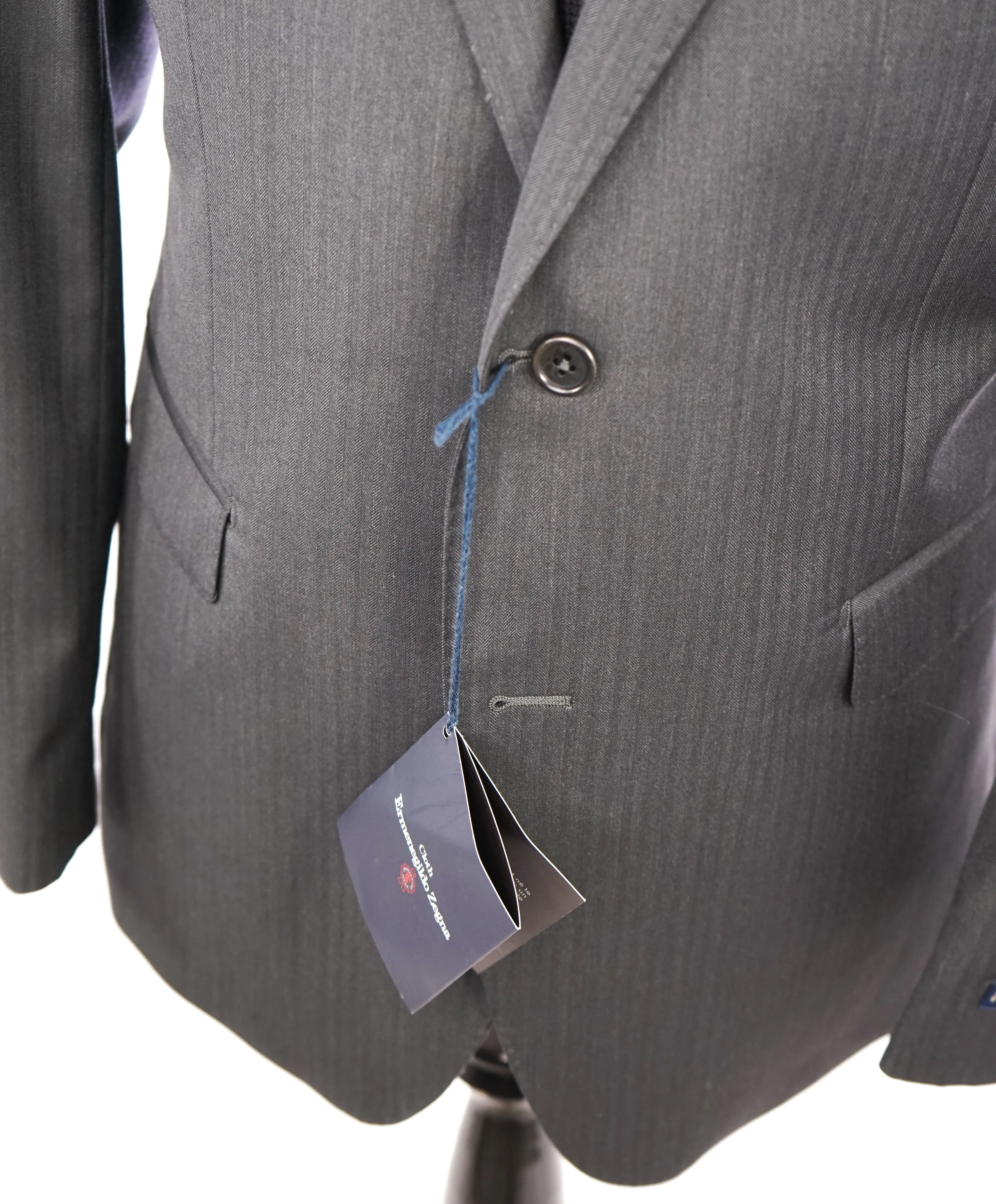 ERMENEGILDO ZEGNA - By SAKS FIFTH AVENUE Herringbone Gray Suit - 44R
