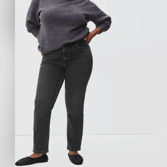 Everlane NWT Curvy Cheeky Jeans Size 29 Regular in Black