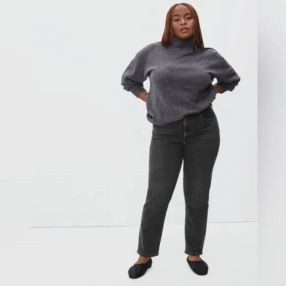 Everlane NWT Curvy Cheeky Jeans Size 29 Regular in Black