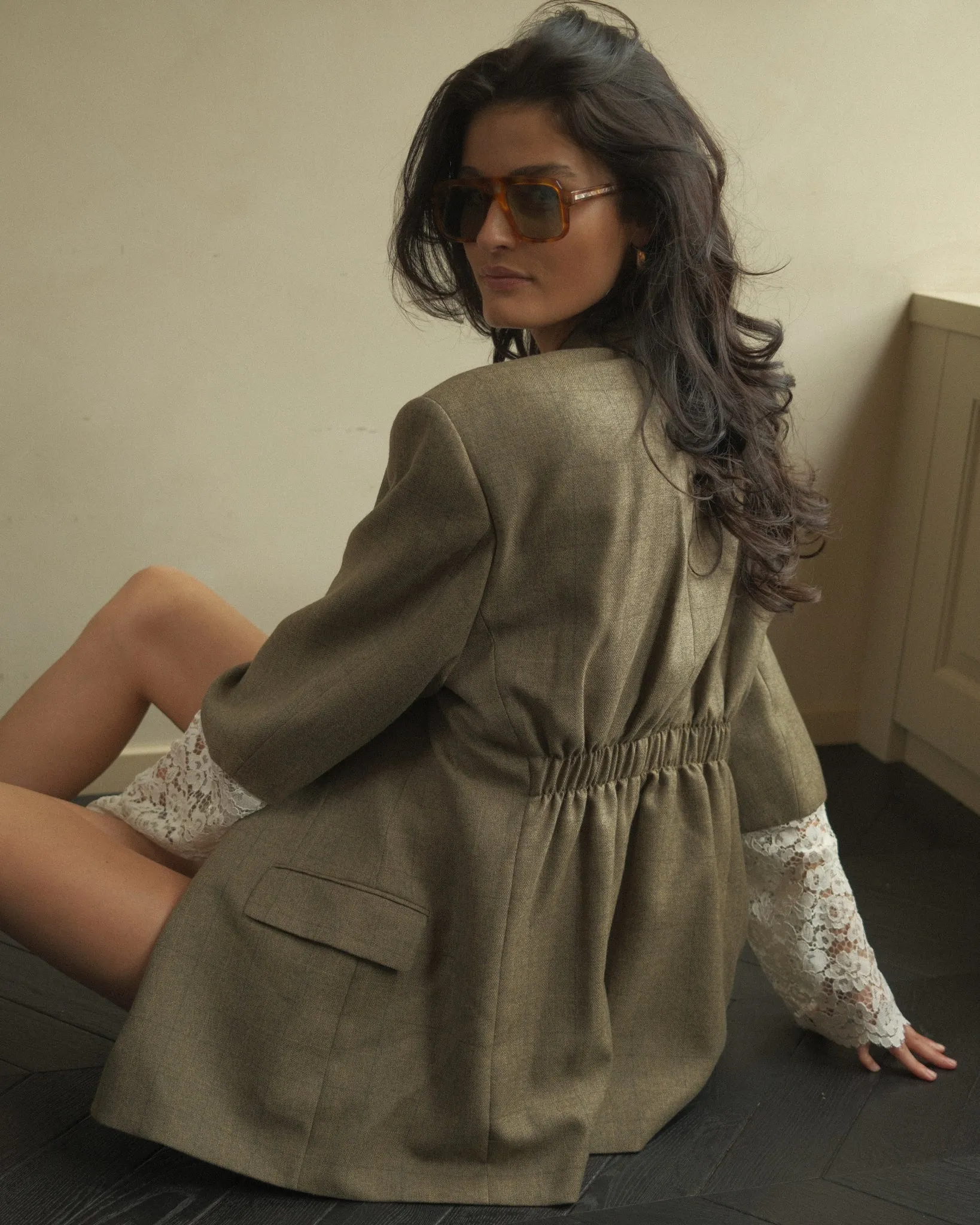 FITTED LACE BLAZE