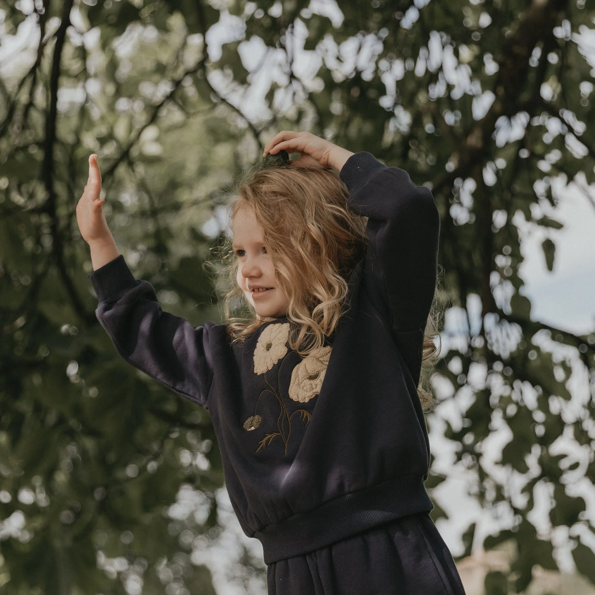 Garbo & Friends Flos Navy Sweatshirt