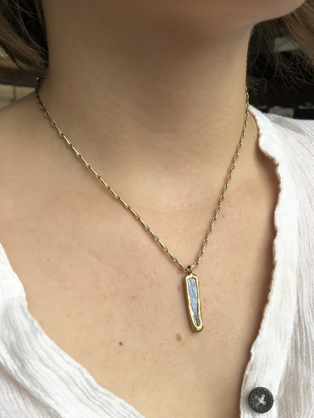 Guardian Pendant - Kyanite