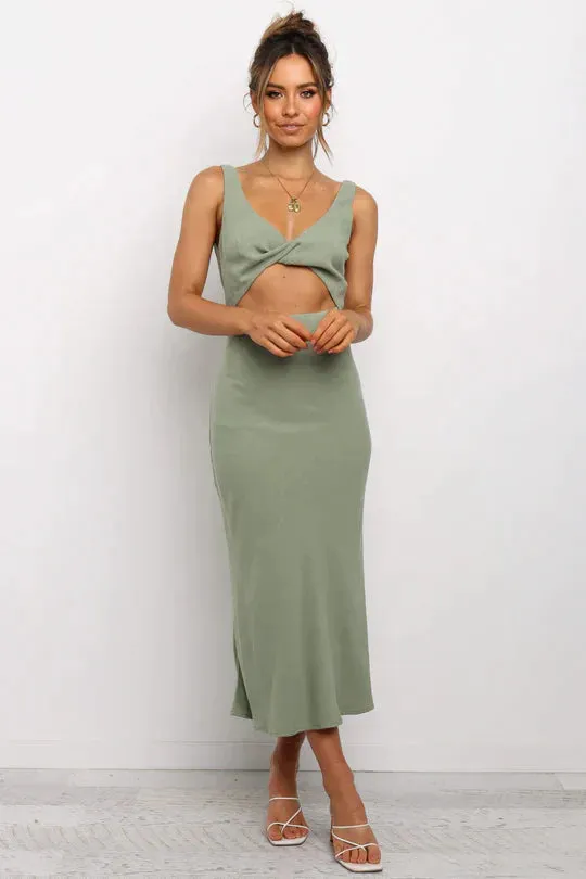 Gudelia® | Midi Dress In A Wrap Style