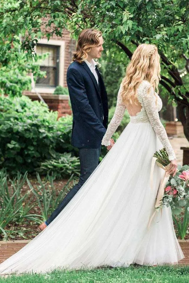 Long Sleeve Chiffon Tulle Lace Wedding Dress-715284