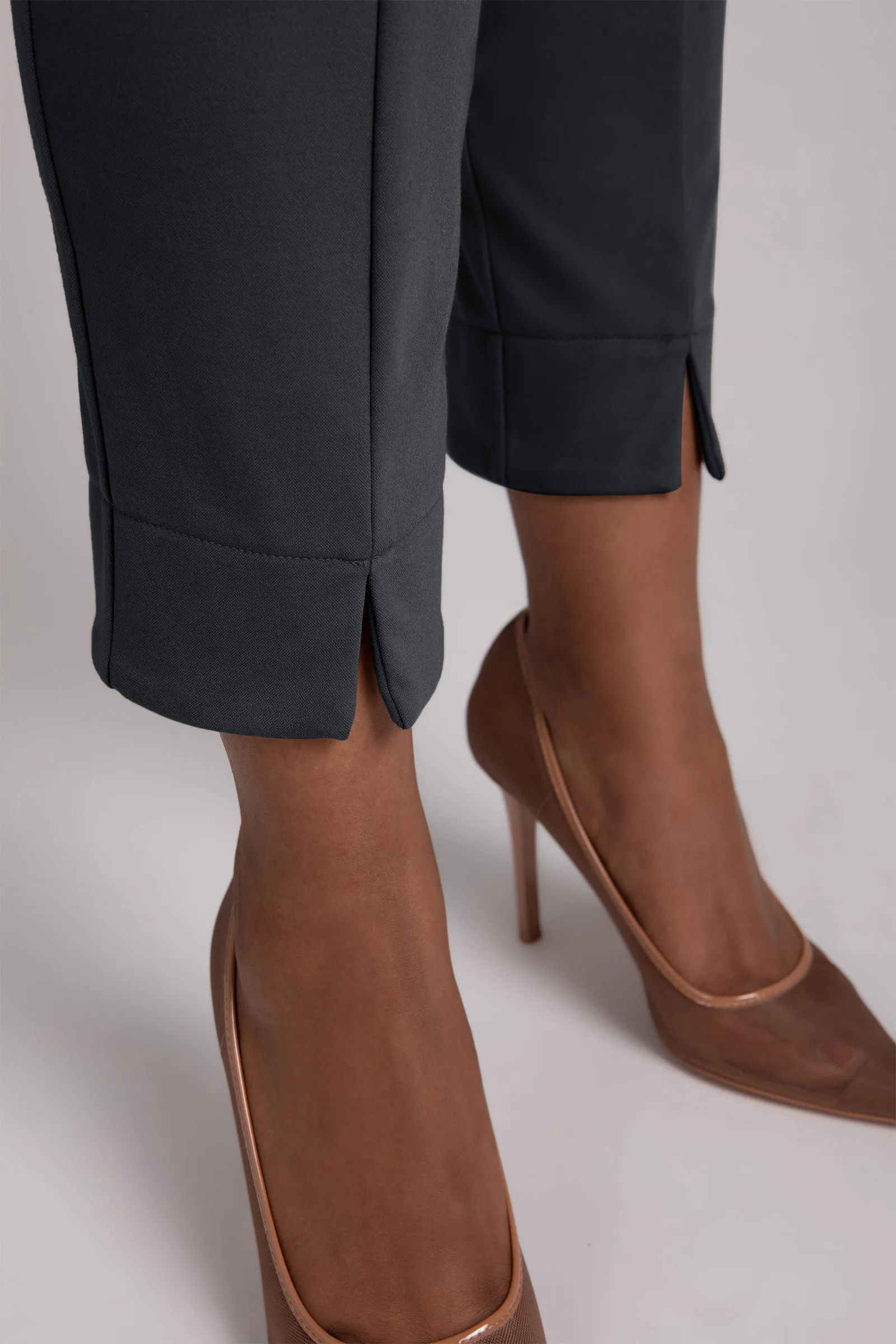 Ponte Hepburn Ankle Pant