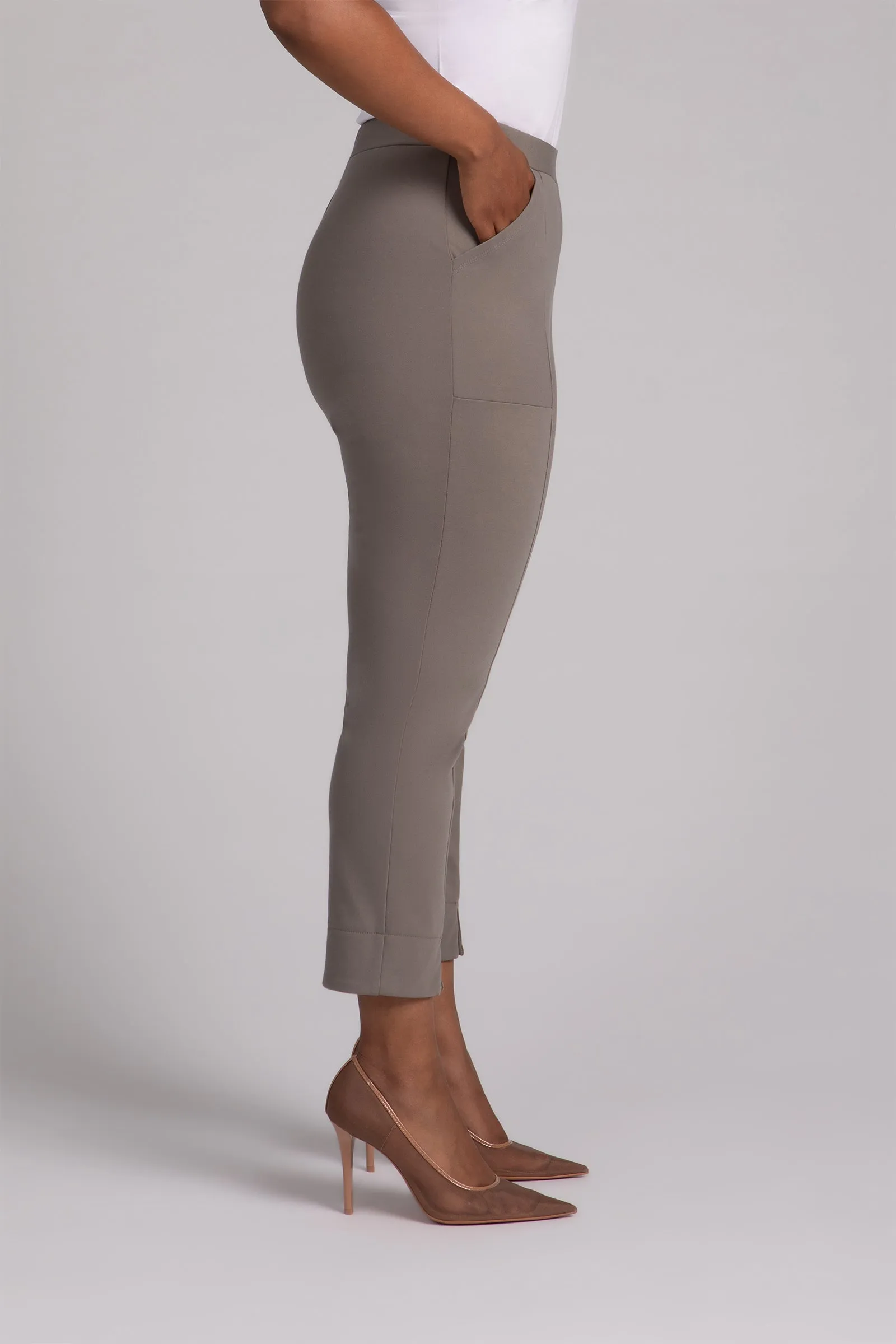 Ponte Hepburn Ankle Pant
