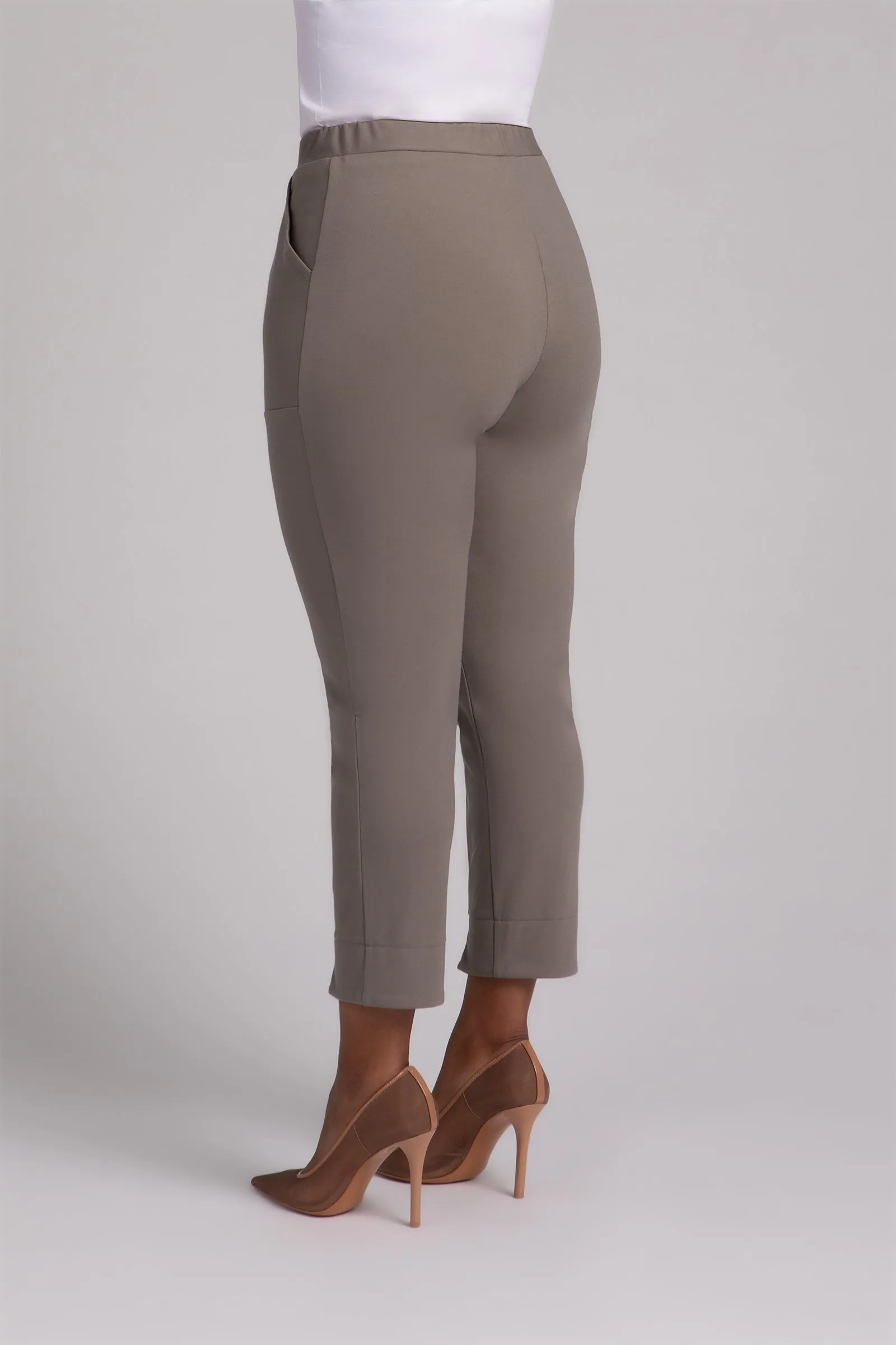 Ponte Hepburn Ankle Pant