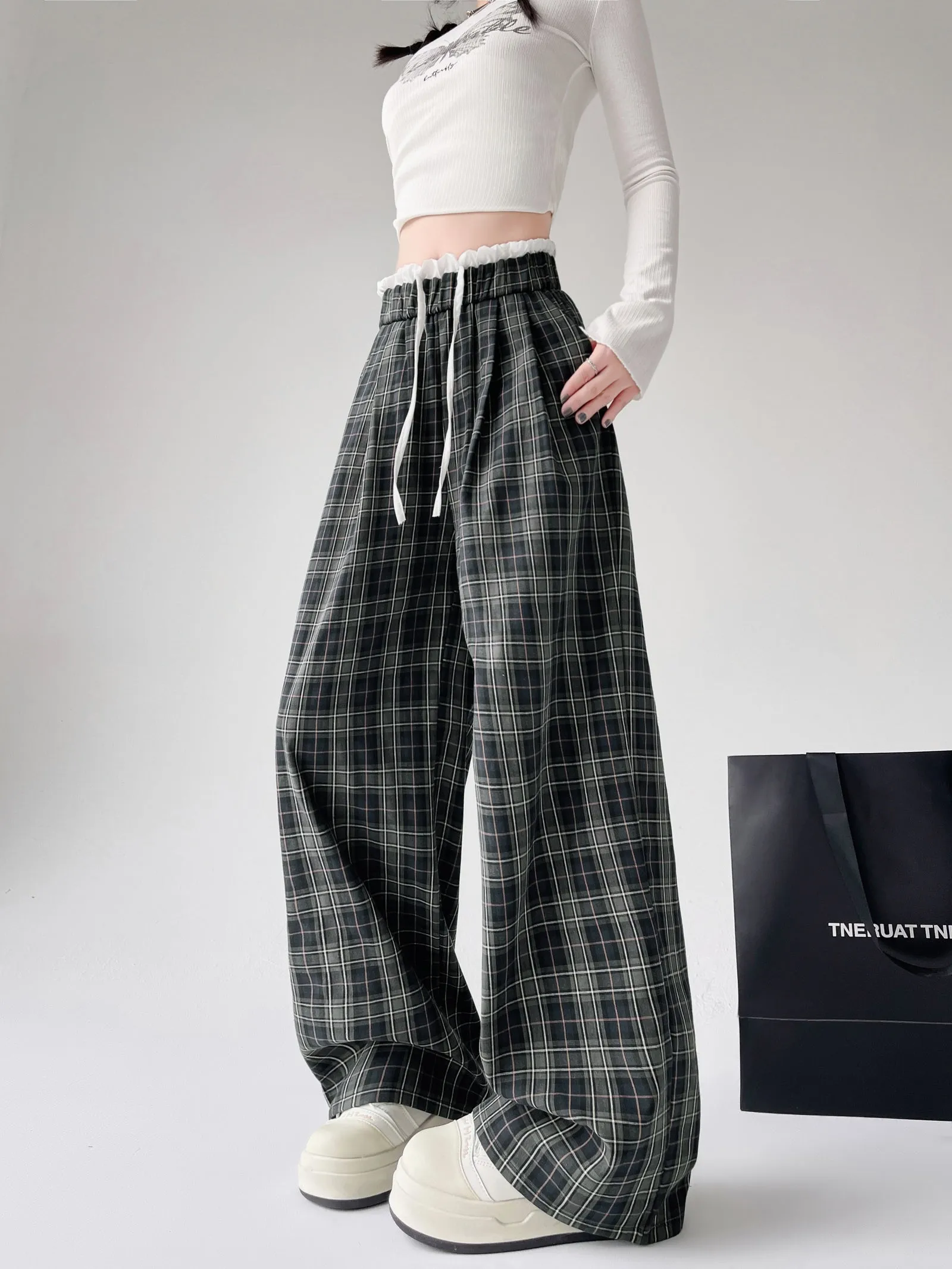 Retro Style Women's Straight-leg Pants with Relaxed Fit