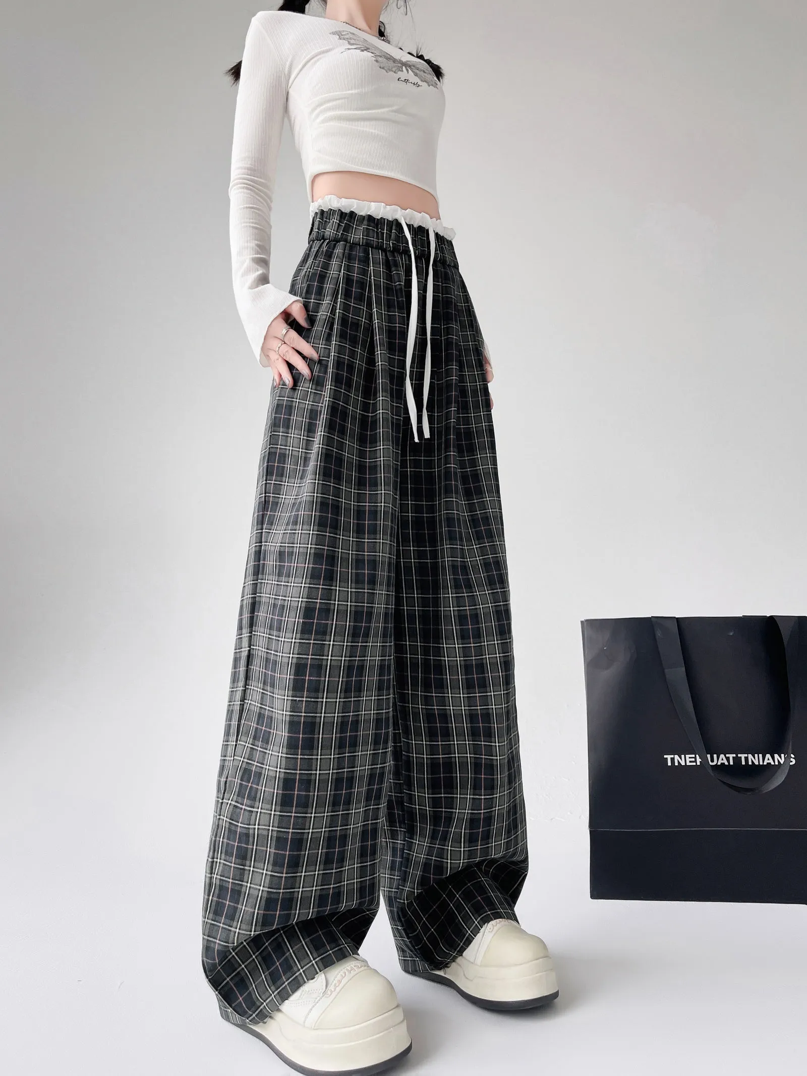 Retro Style Women's Straight-leg Pants with Relaxed Fit