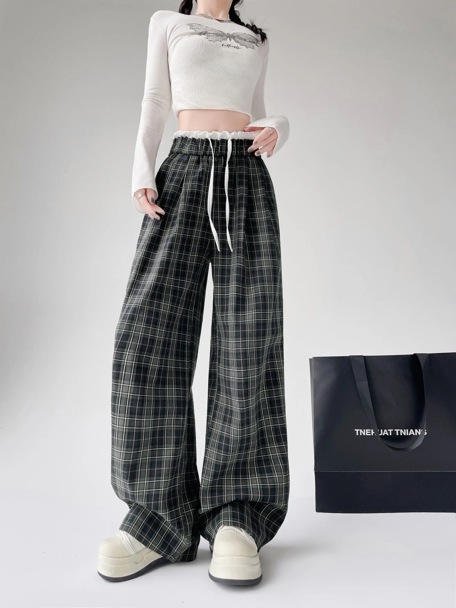 Retro Style Women's Straight-leg Pants with Relaxed Fit