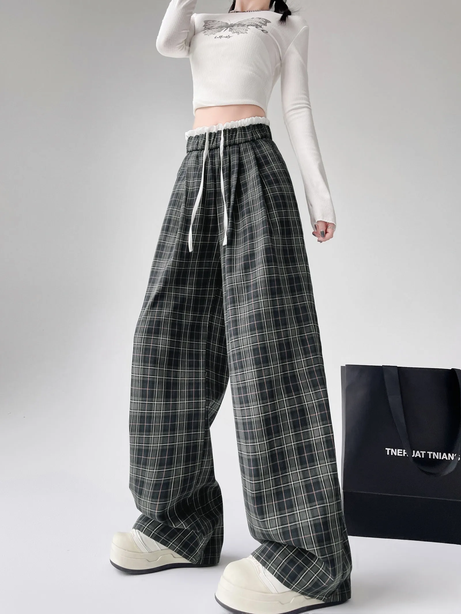 Retro Style Women's Straight-leg Pants with Relaxed Fit