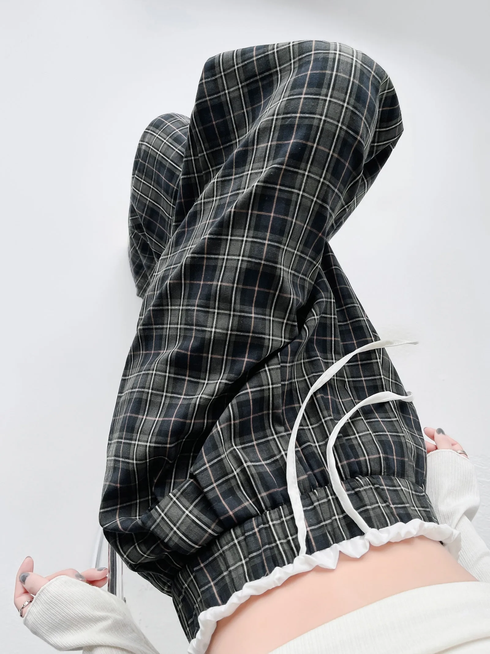 Retro Style Women's Straight-leg Pants with Relaxed Fit