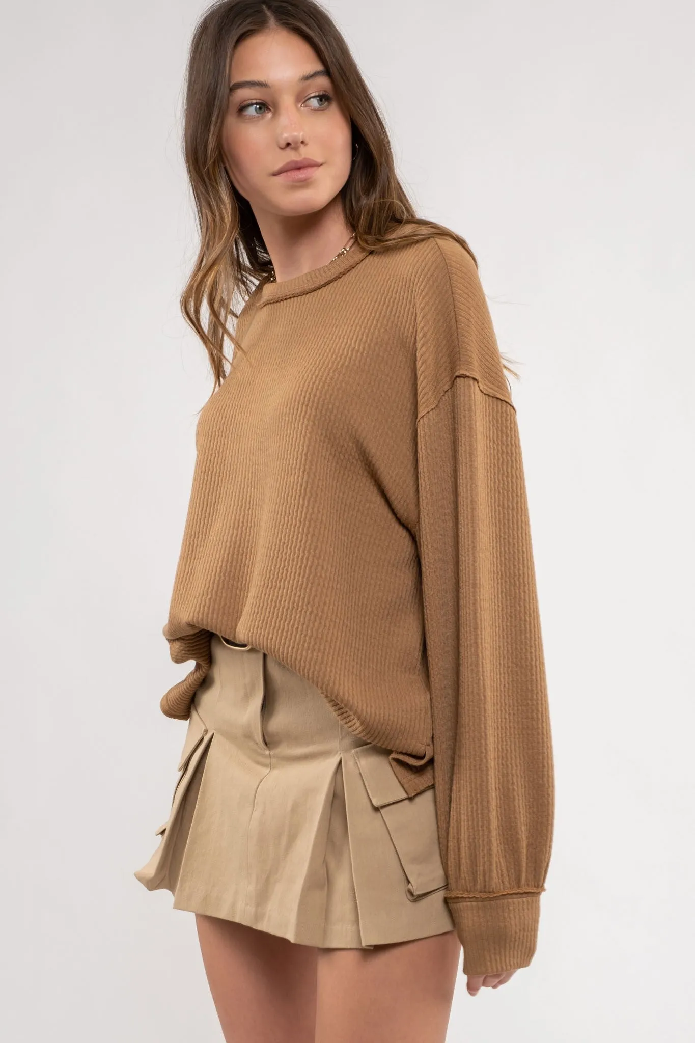 RIBBED CREW TOP