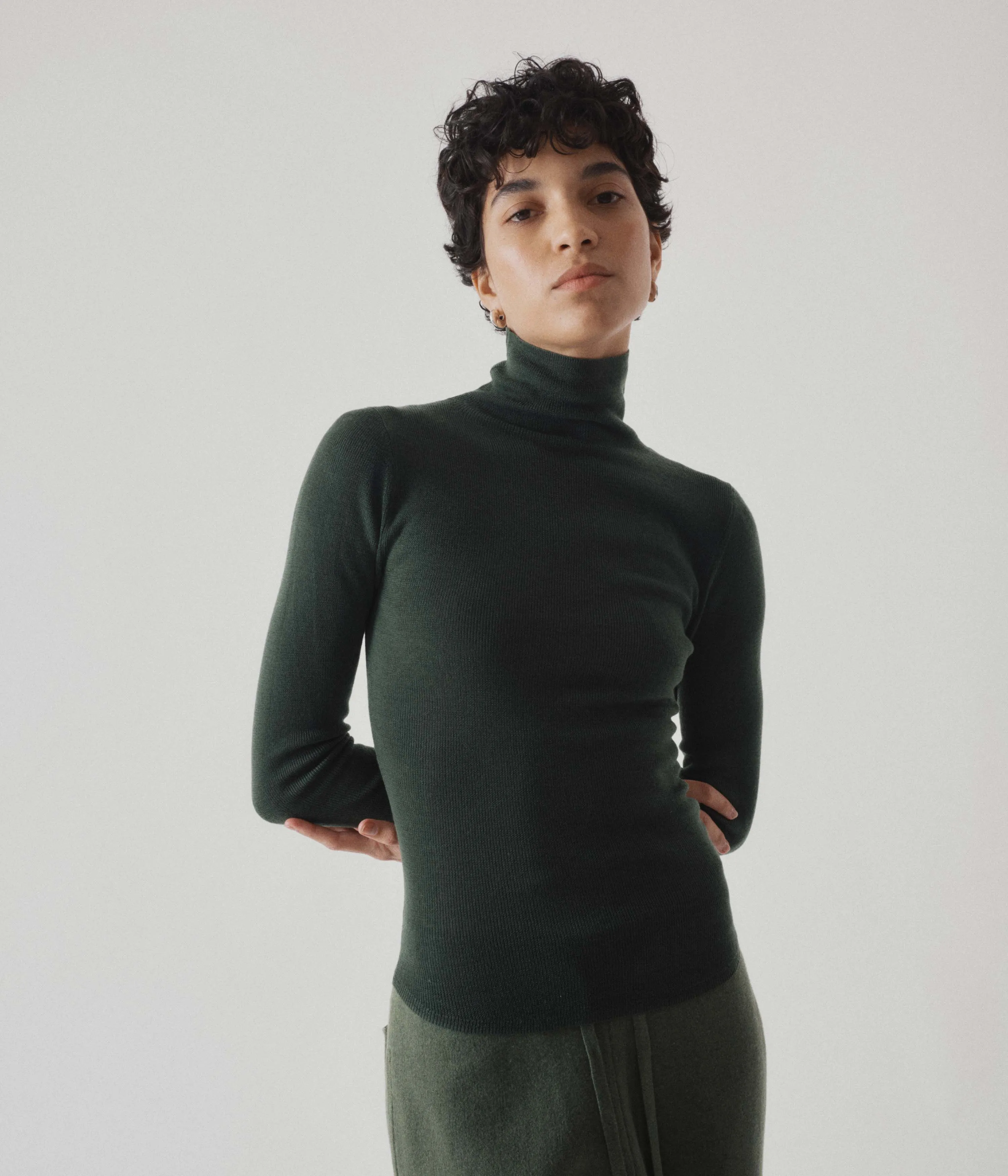 Ribbed Highneck in Pine