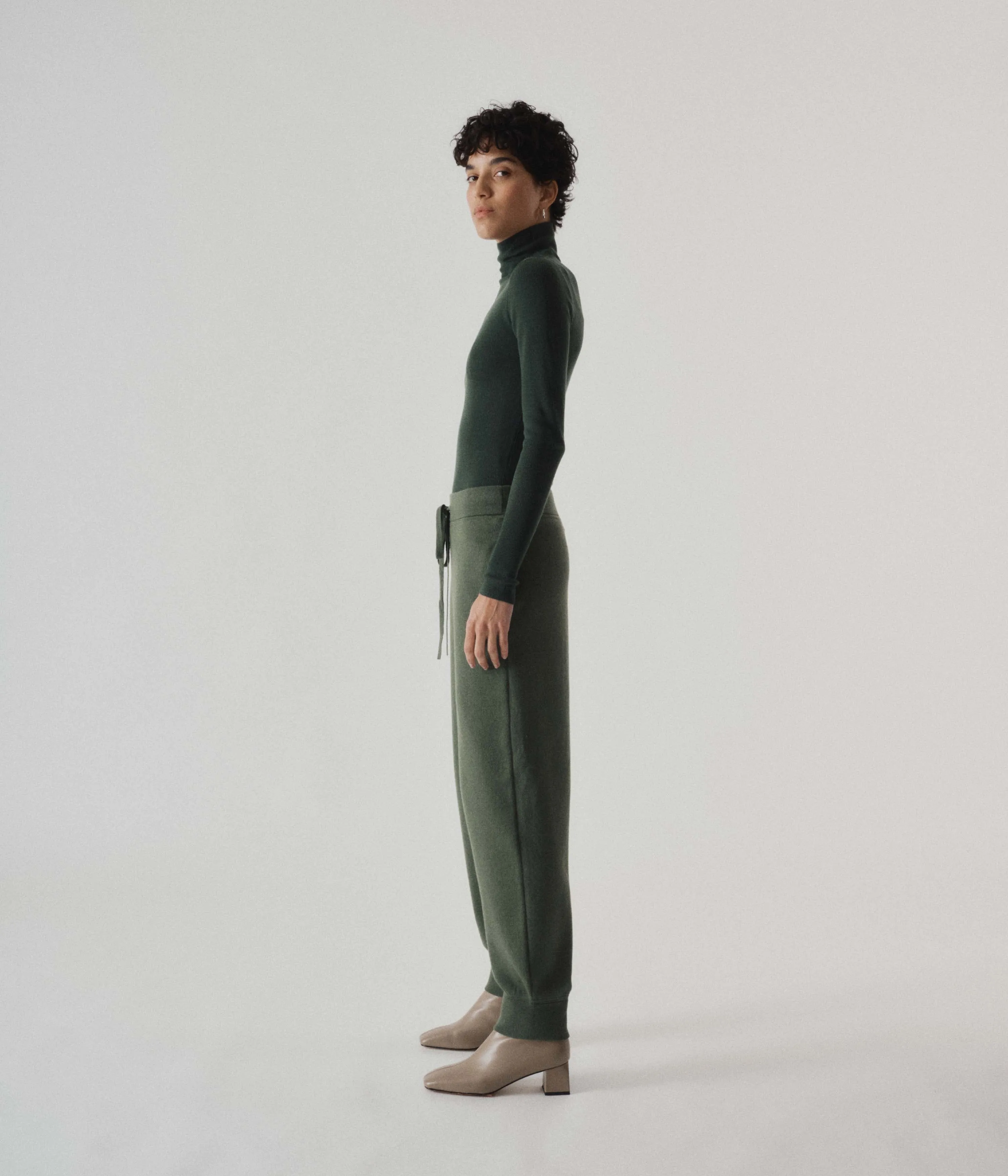 Ribbed Highneck in Pine