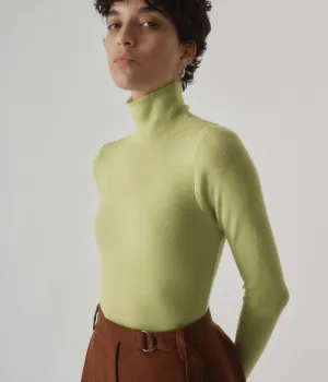 RIBBED HIGHNECK IN WASABI