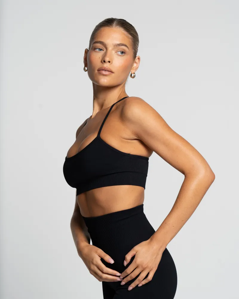 Seamless Crop - Onyx