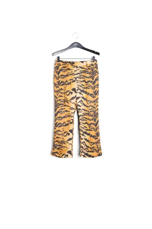 Short flared pants