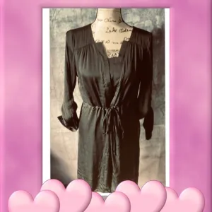 Simply Vera Wang Dress 👗