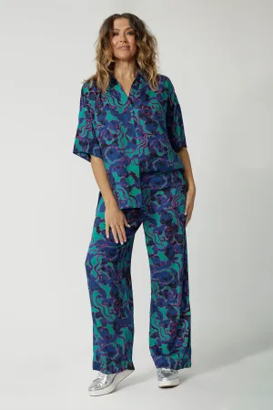 Sloane Pant in Jade Deco