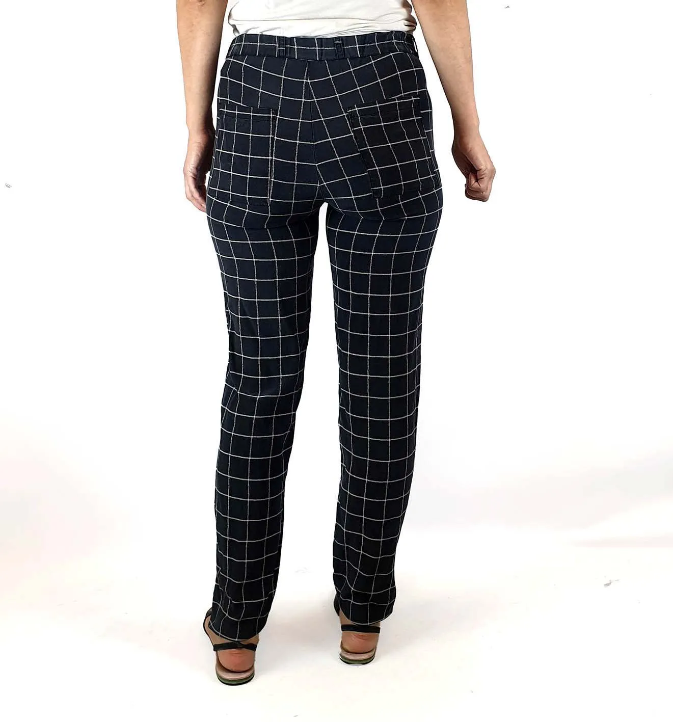 Steven Alan 100% silk black and white check pants size 2, best fits 8
