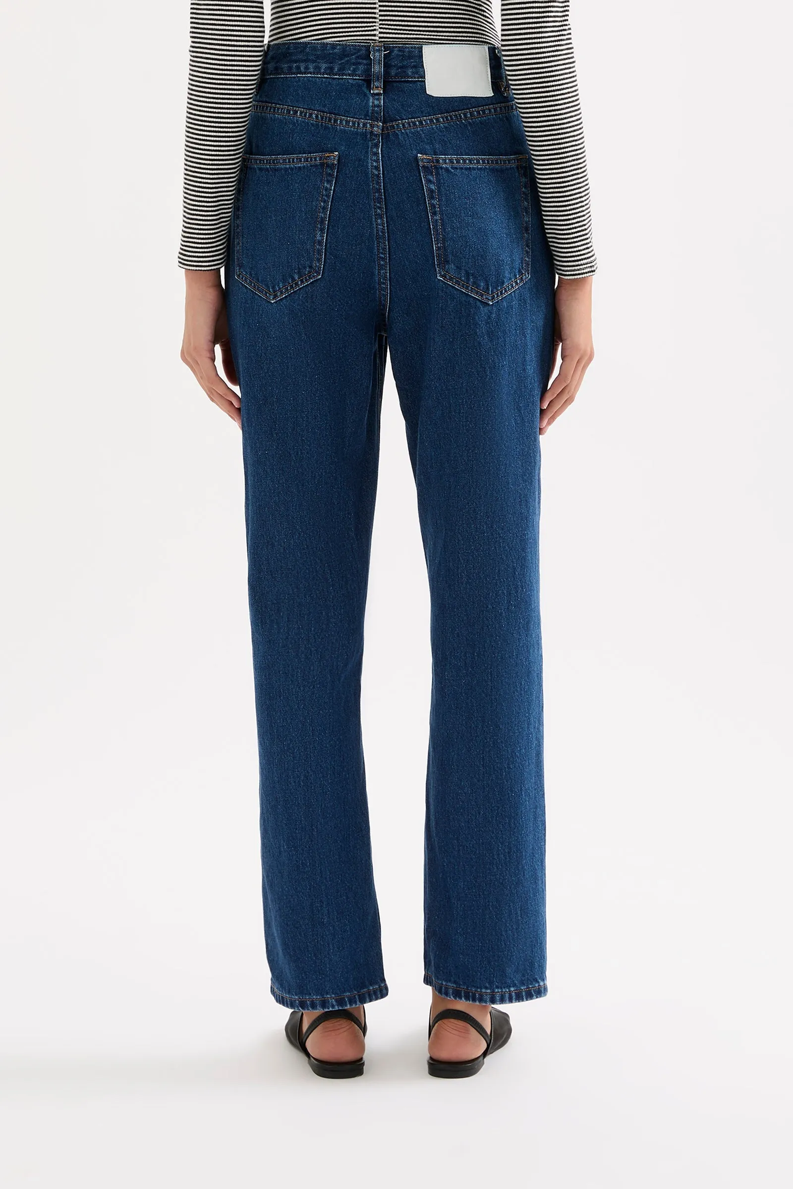 Straight Leg Jean Force Blue