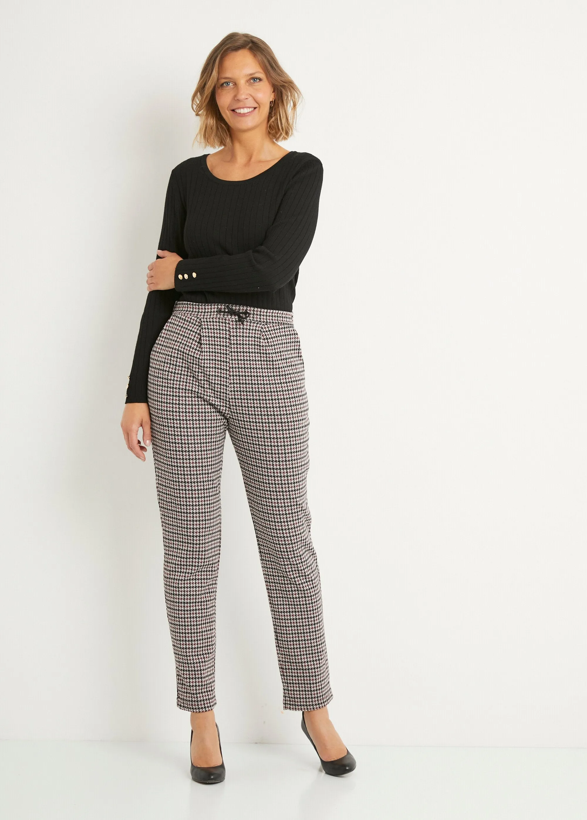 Straight-leg stretch-knit pants