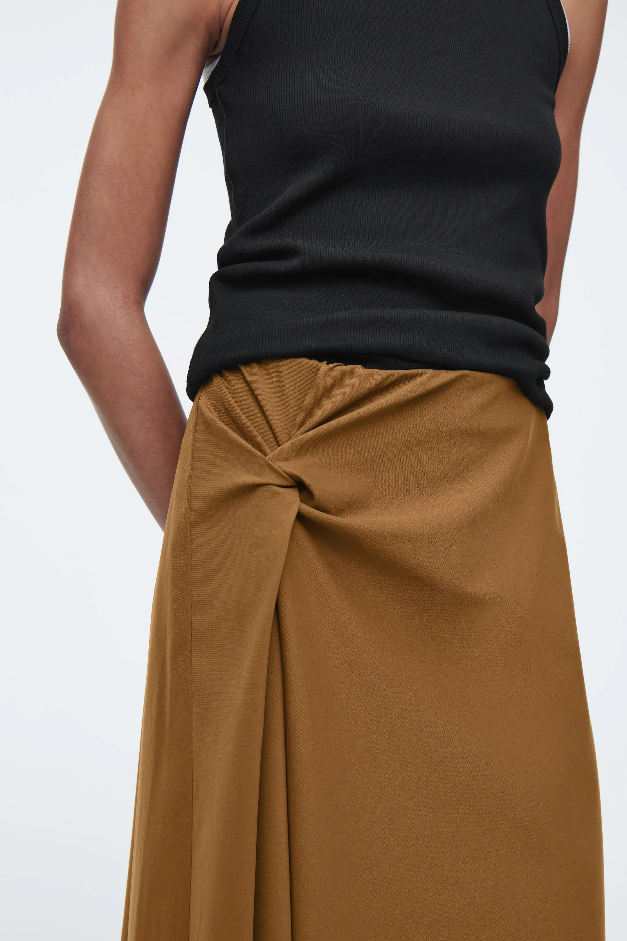 Twist-detail midi skirt