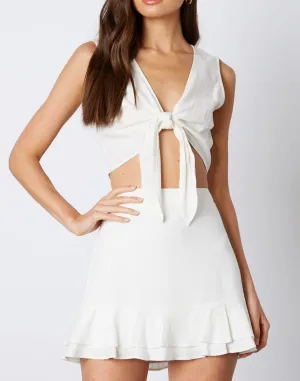 V Neck Tie Front Sleeveless Crop Top