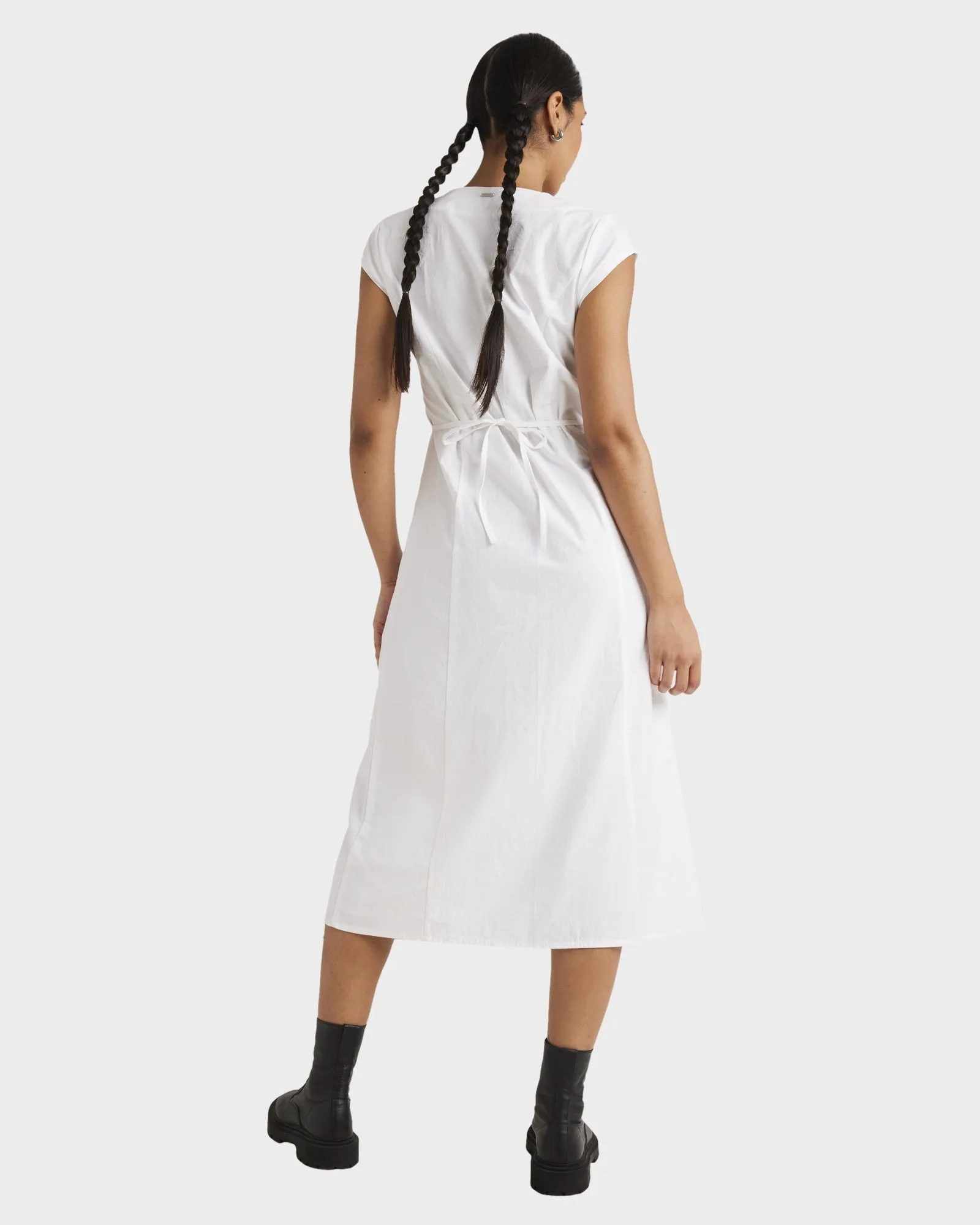 Womens Understated Midi Dress